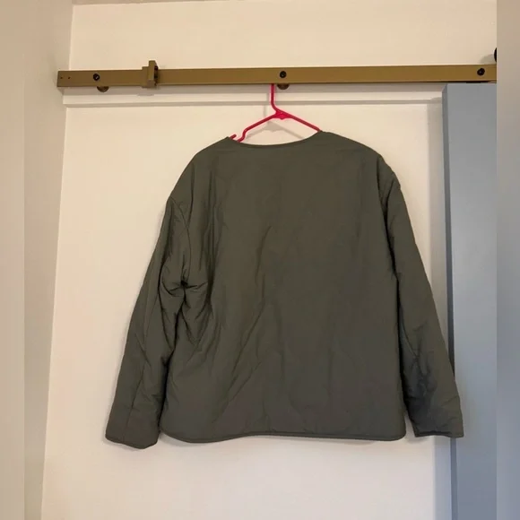 NWT Uniqlo Women’s Pile Lined Fleece Quilted Reversible Jacket Olive Green- M - Picture 7 of 9